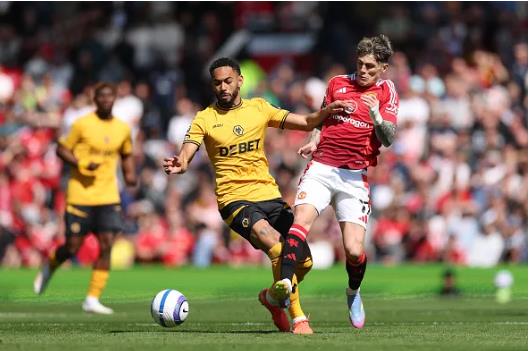 HLV Wolves tiet lo bat ngo vu Matheus Cunha toi MU.