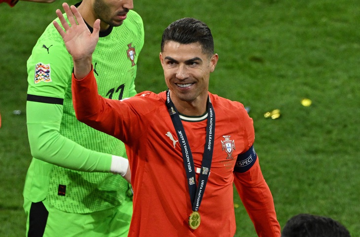 Ronaldo - Ảnh 1.