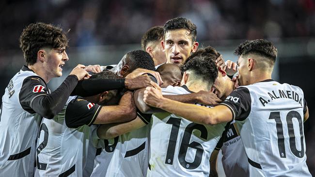 Nhận định Barca vs Valencia (3h00 ngày 271) Không dễ thắng cách biệt 2