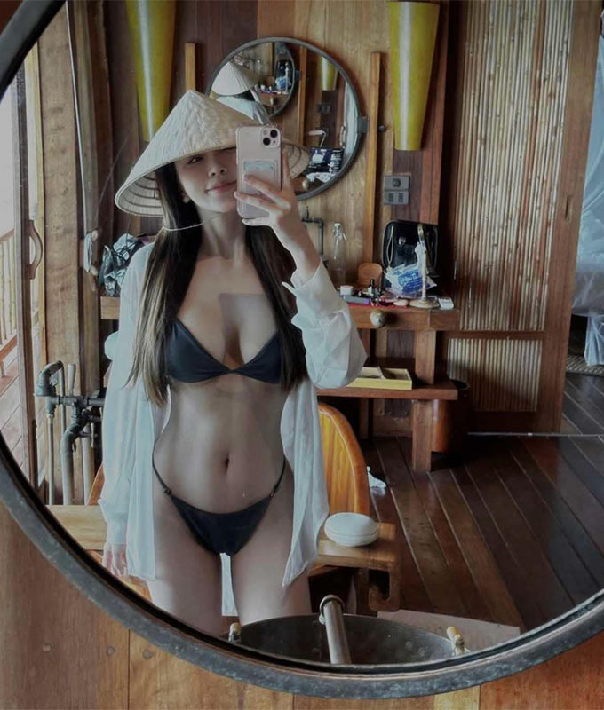 Hot girl Gia Hân khoe body nóng bỏng với bikini mỏng manh