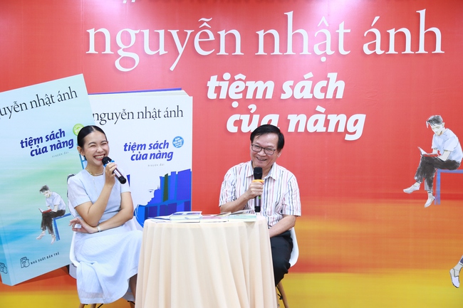 Đọc "Tiệm sách của nàng": Một Nguyễn Nhật Ánh quen mà lạ - Ảnh 1.