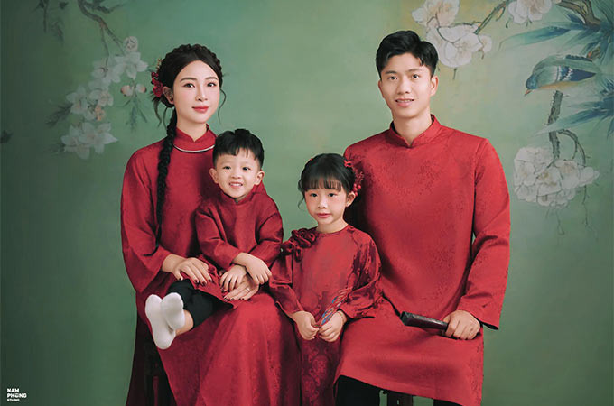 Bộ ảnh đón Tết của gia đình Phan Văn Đức